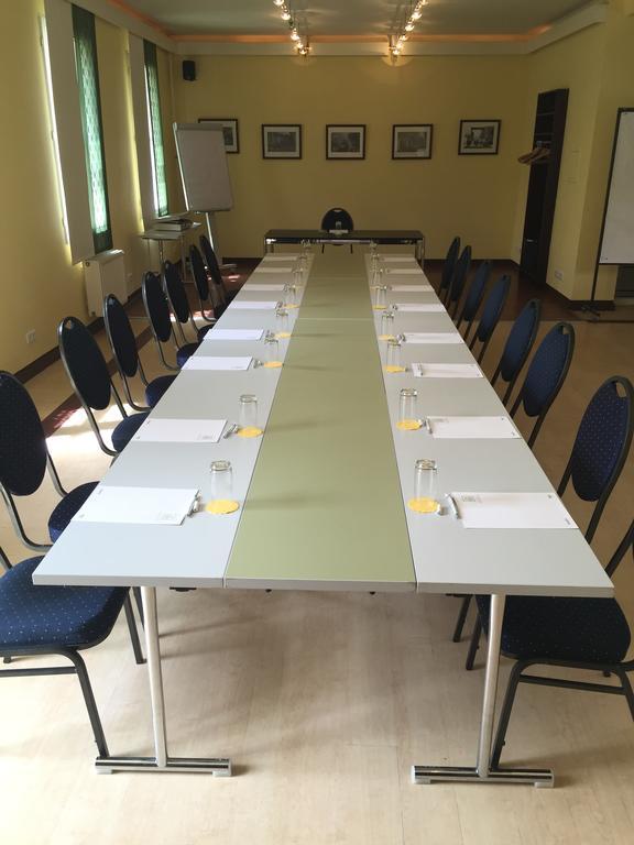 Hotel Vierseithof Luckenwalde Kültér fotó