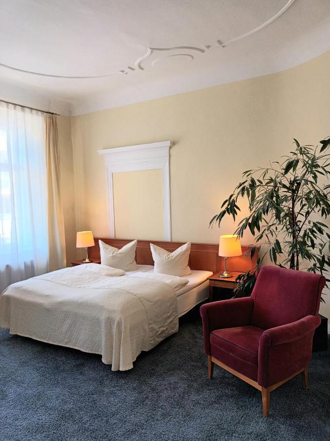 Hotel Vierseithof Luckenwalde Kültér fotó
