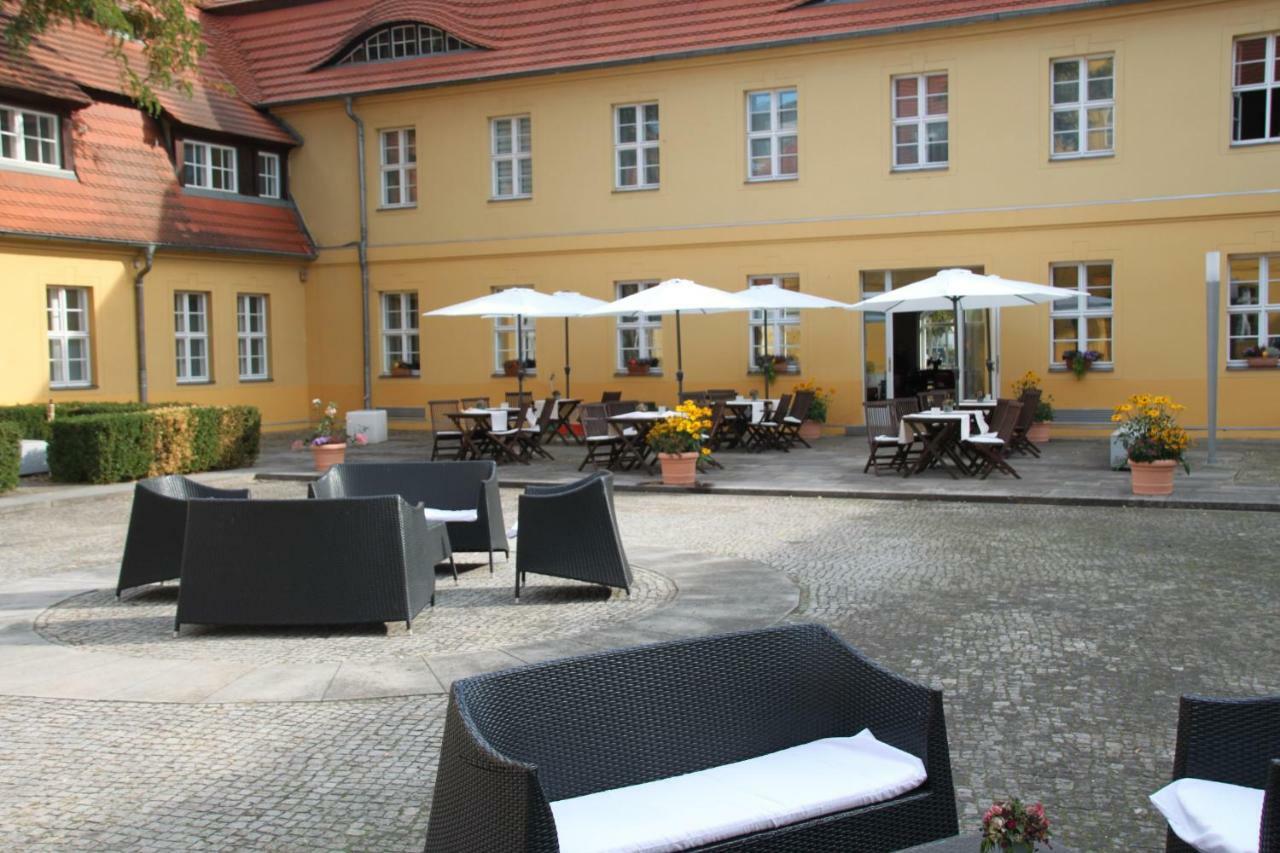 Hotel Vierseithof Luckenwalde Kültér fotó